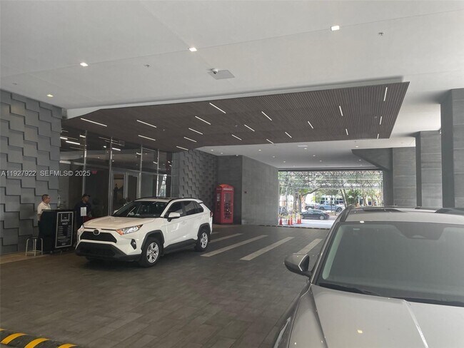 Building Photo - 1080 Brickell Ave