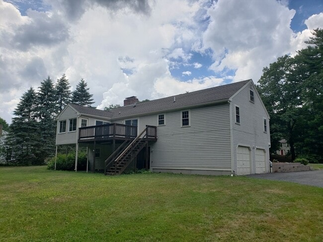 Building Photo - 52 Vega Rd