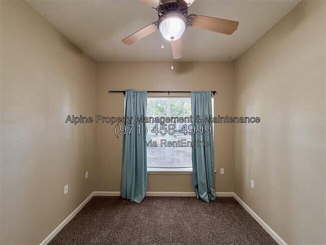 Building Photo - 22836 SW Forest Creek Dr