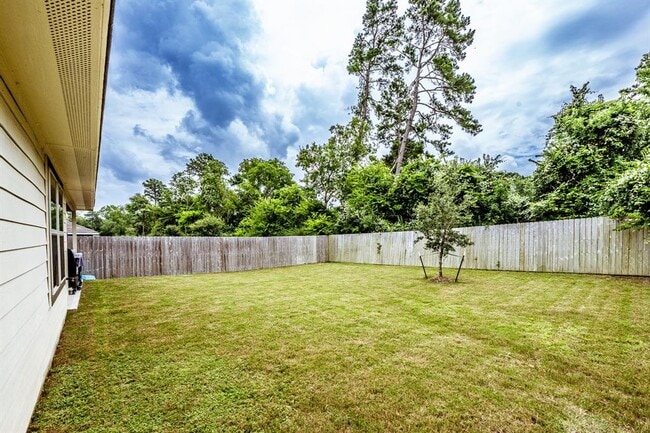Building Photo - 306 Pecos Dr