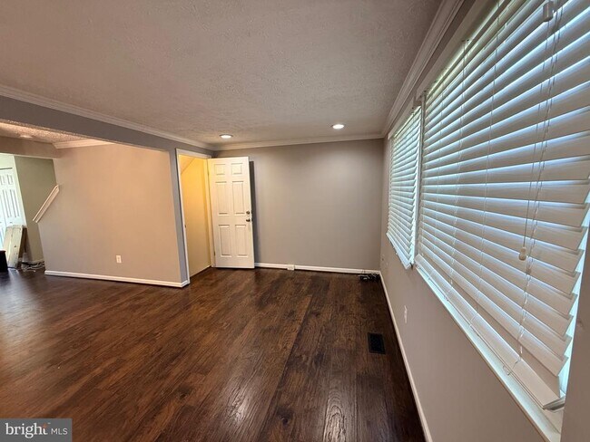 Building Photo - 8577 Blackfoot Ct