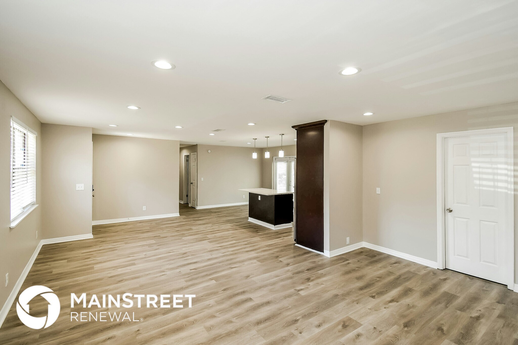 Building Photo - 5534 Enchanted Dr