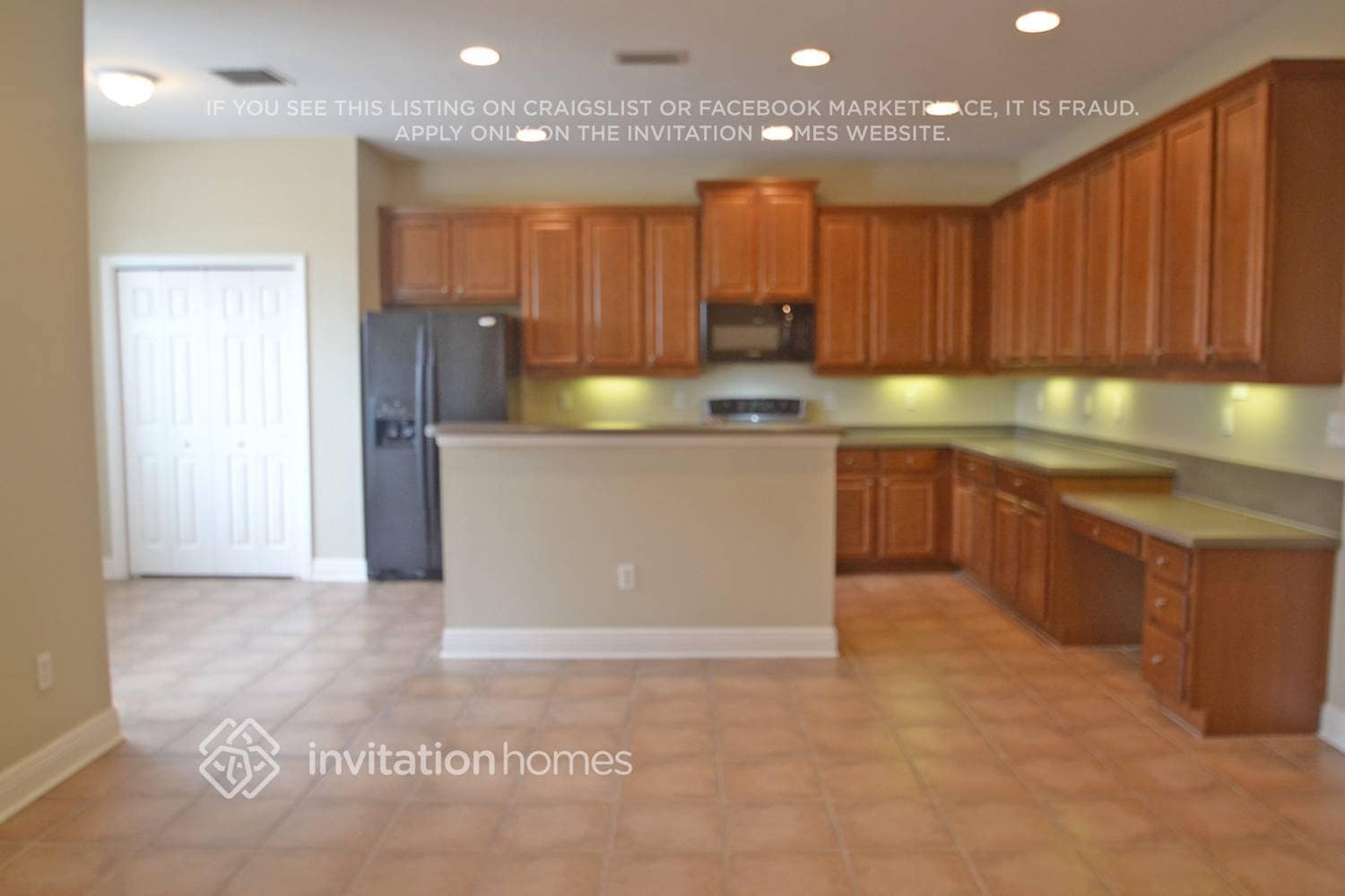 Building Photo - 9532 Highland Ridge Dr