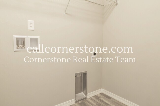 Building Photo - 4215 Samaritan Lp