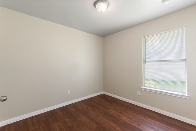 Building Photo - 14954 Huntington Willow Ln
