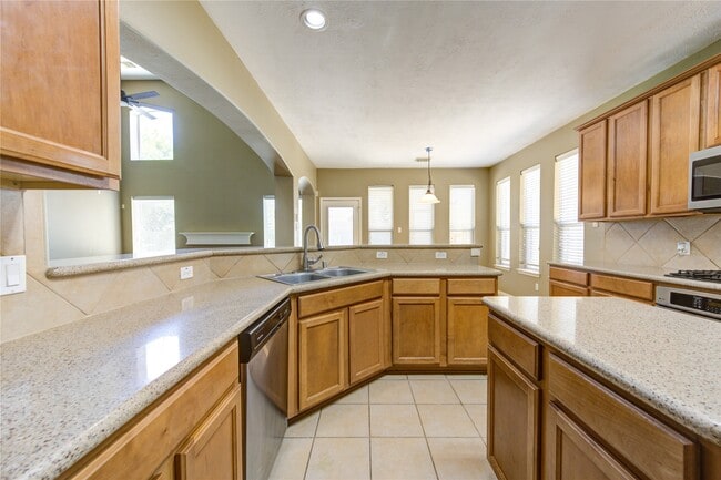 Building Photo - 2810 Shadow Canyon Ln