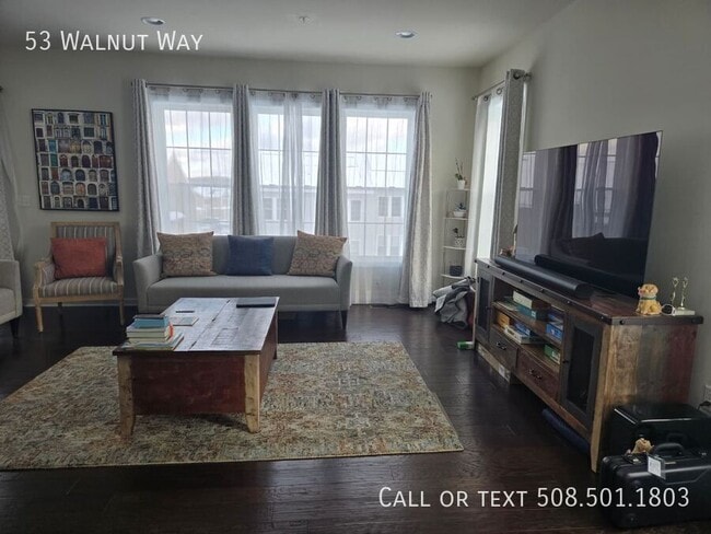 Building Photo - 53 Walnut Way