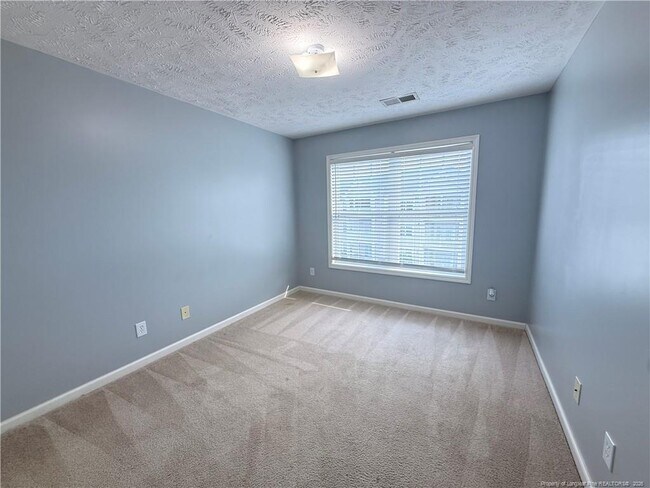 Building Photo - 3342 Harbour Pointe Pl
