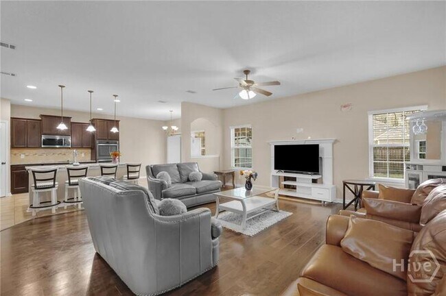 Building Photo - 23 Veranda Trail