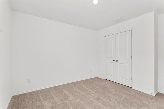 Building Photo - 144 Sky Meadows Cir