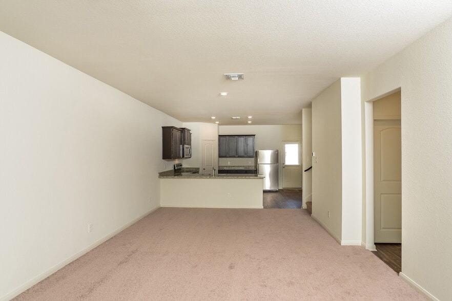 Building Photo - 12029 Claudette St