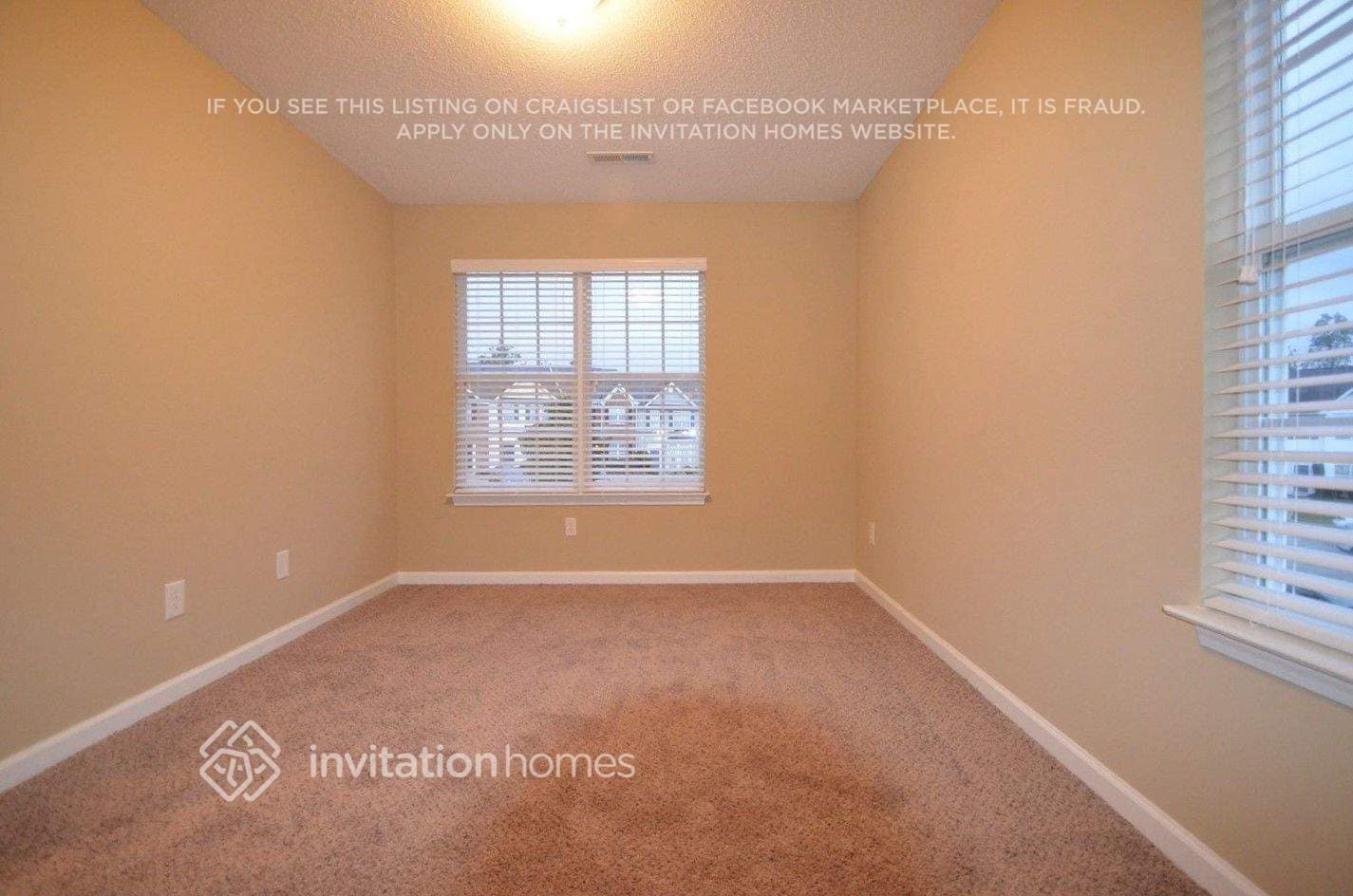 Building Photo - 222 Heritage Creek Way