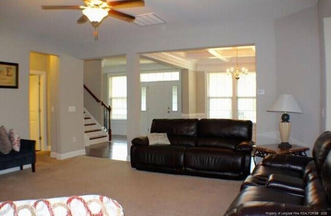 Building Photo - 1437 Vergeland Dr