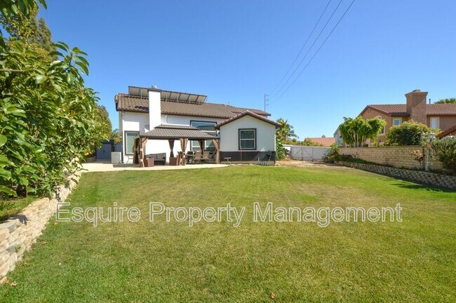 Building Photo - 4510 El Corazon Ct