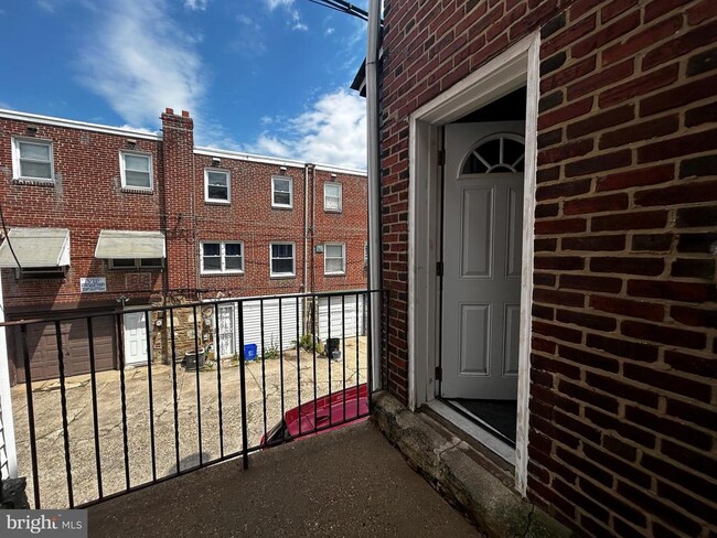 Building Photo - 1117 Rosalie St