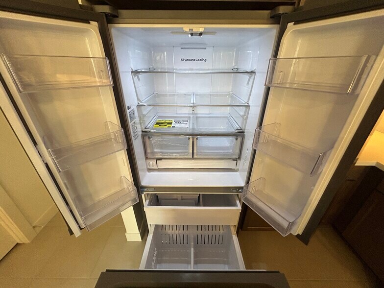 Building Photo - 2121 W Sonoran Desert Dr