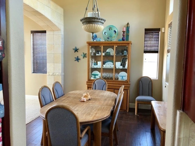 Building Photo - Welcoming and Spacious Las Palmas II Home ...