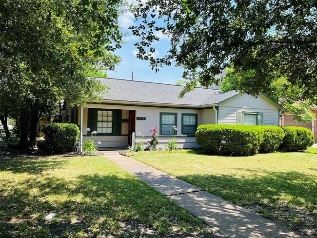 Building Photo - 5418 Grand Lake St