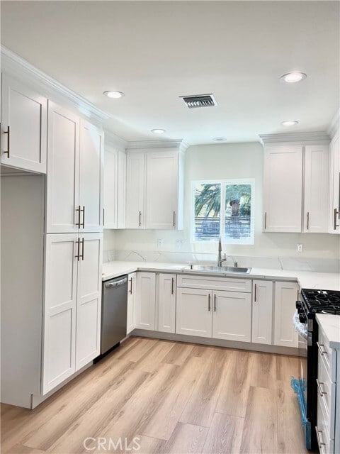 Building Photo - 9645 Dale Ave