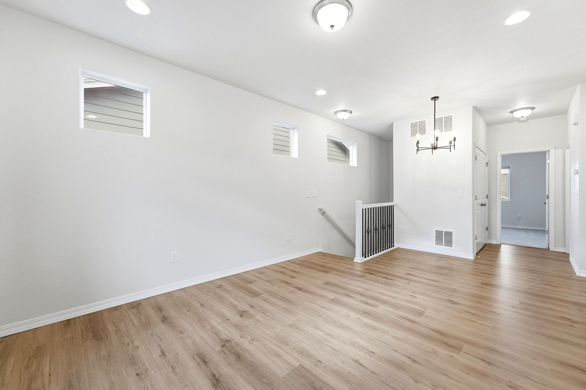 Building Photo - 7421 Marbled Wood Pt