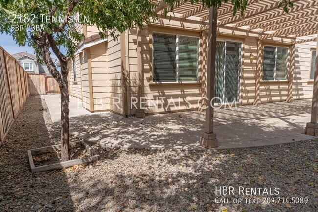 Building Photo - 2182 Tennis Ln