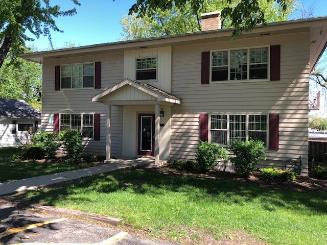 Building Photo - 3209 Ridgeway Ave