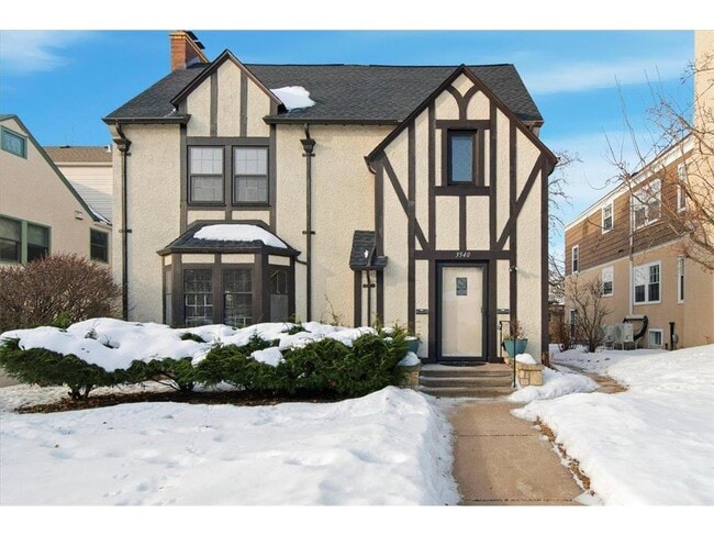 Building Photo - 3540 Irving Ave S