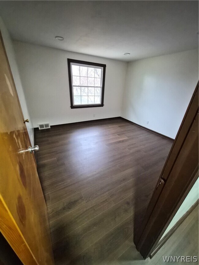 Building Photo - 210 Culpepper Rd