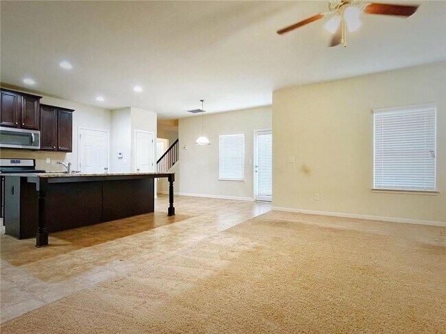 Building Photo - 954 Spanish Moss Tr