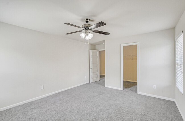 Building Photo - 4639 Southwind Rd