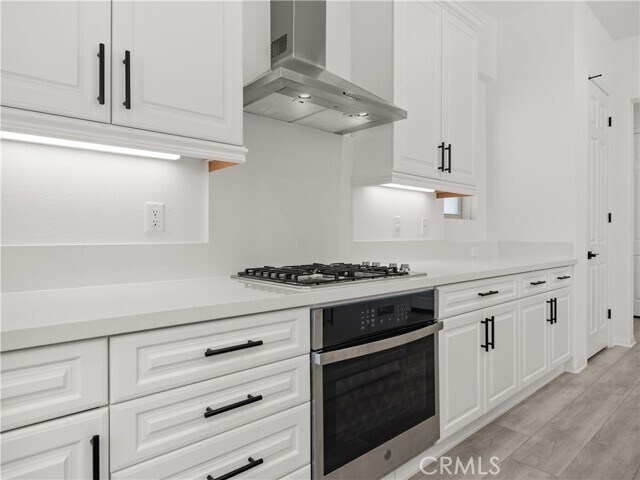 Building Photo - 27448 Pioneer Ct