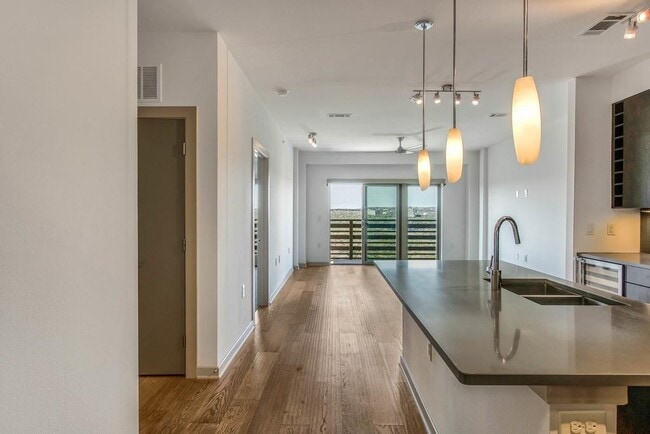 Building Photo - 3600 S Lamar Blvd