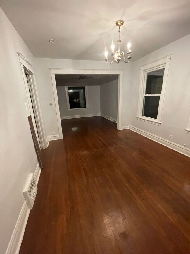 Building Photo - 5143 W 24th Pl