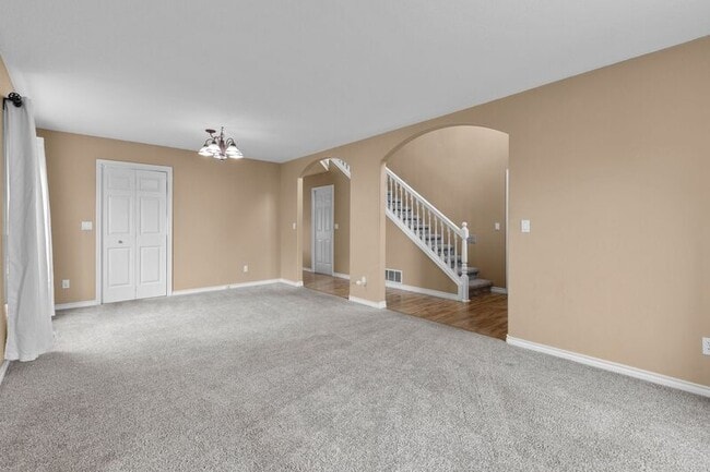 Building Photo - 700 SW 27th Way