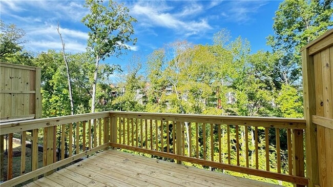 Building Photo - 1475 Creekside Cir NW