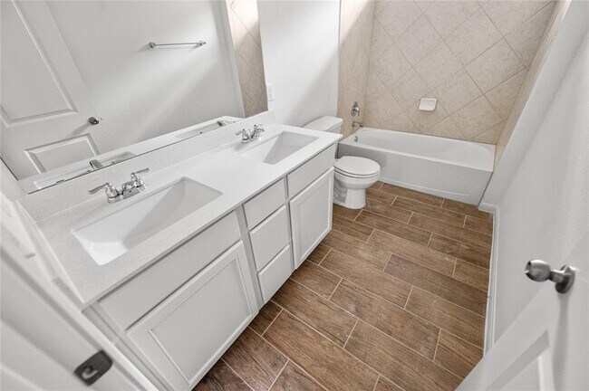 Building Photo - 10725 Overlook Pass