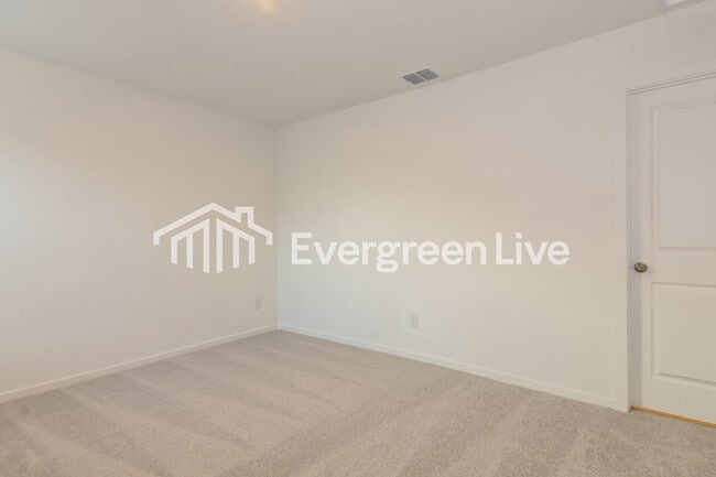 Building Photo - 1030 Raintree Rd