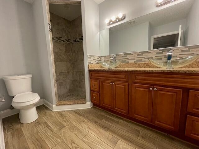 Building Photo - 337 Mc Leod Dr