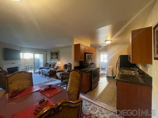 Building Photo - 2980 Alta View Dr