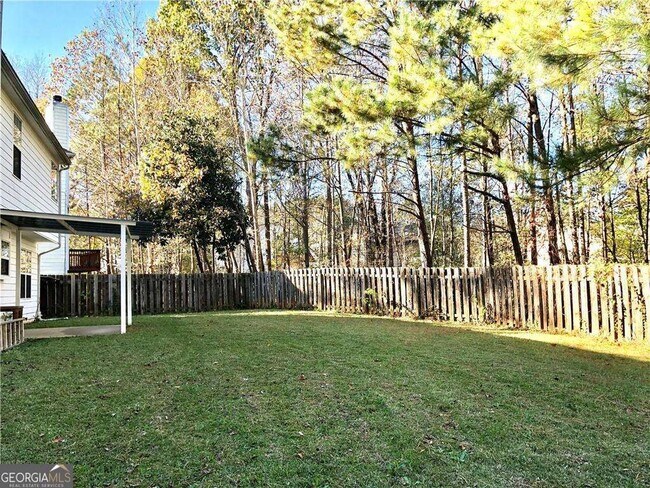 Building Photo - 2820 Northcliff Dr