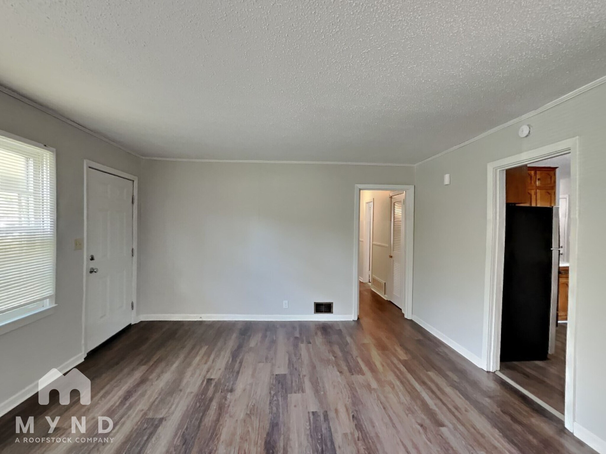 Building Photo - 217 Marshall Dr