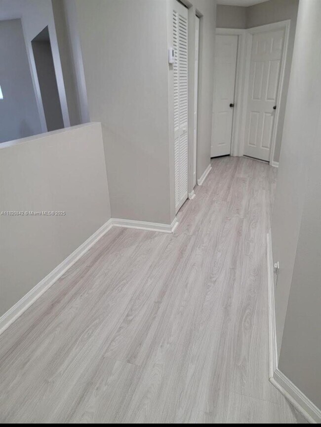 Building Photo - 3802 Falcon Ridge Cir