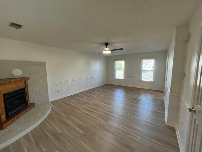 Building Photo - 1408 Callandish Ct