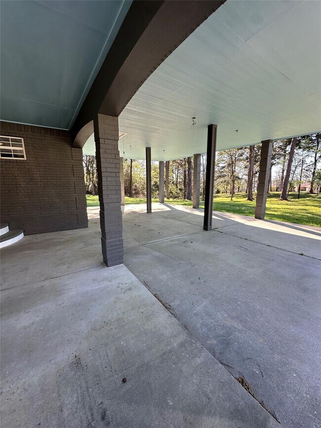 Building Photo - 680 Mockingbird Hills Dr