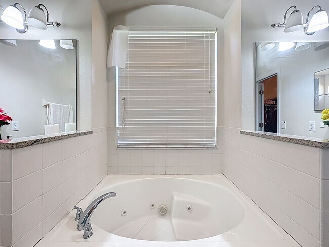 Building Photo - A home built for living well: 4Bedrooms/3Baths sophisticated home in Fells Cove!