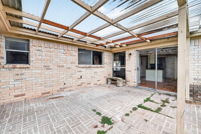 Building Photo - 13847 Cherry Hollow Ln