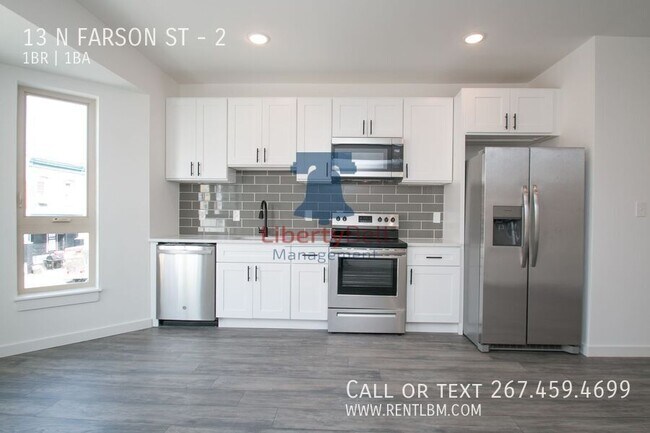 Building Photo - 13 Farson St