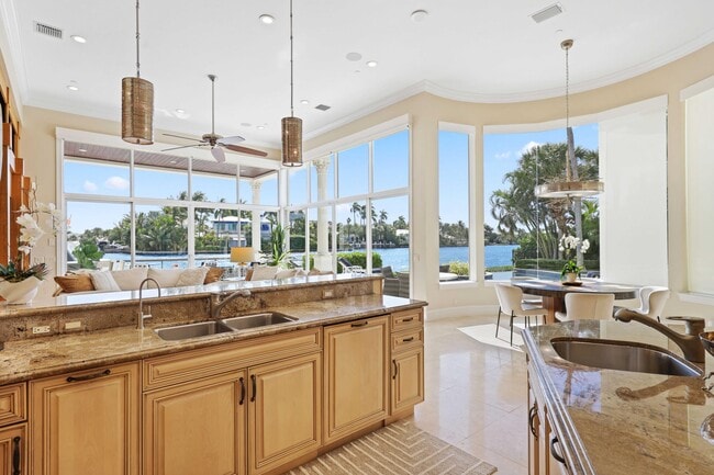 Building Photo - 408 Fisher Ln