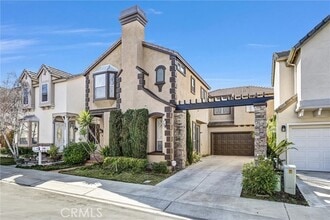 Building Photo - 4 Seven Kings Pl