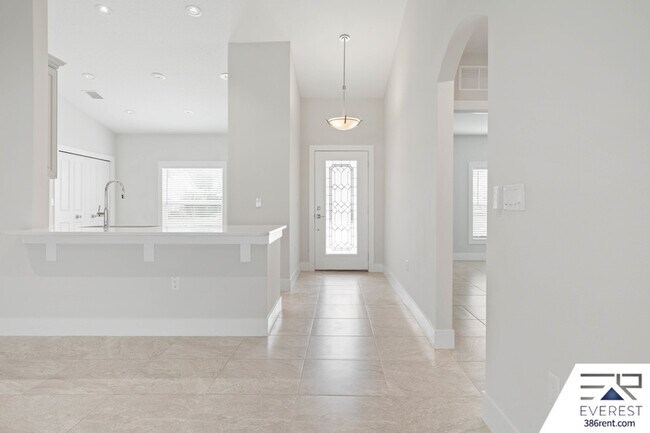 Building Photo - 22 Woodlyn Ln
